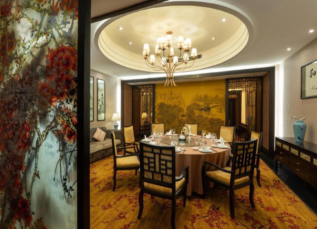 Maison New Century Hotel Ningbo Eksteriør billede